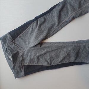 Athleta Girl Heathered Gray and Black Leggings M 8-10